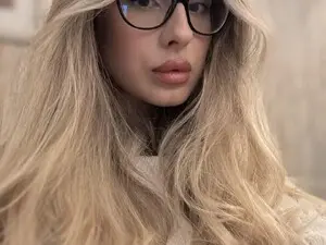 Myfreecams Best Webcam of MaddieBriggs