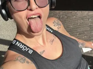 Myfreecams Live Sex Cam of LargeMargeXo