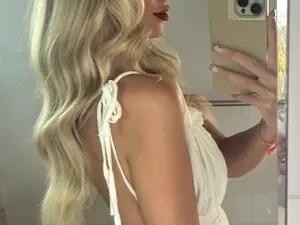 Myfreecams Adult Webcam of MaySophiaa