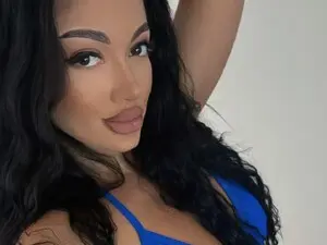 Myfreecams Free Live Porn of BellaDiamond