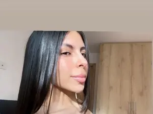 Myfreecams Nude Webcam of Veromndez1