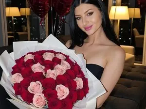 Myfreecams Sex Chat of Ali_yv
