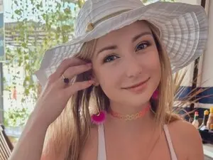 Myfreecams Live Porn of BellaAndersin