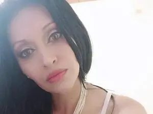 Myfreecams Live Sex Cam of Cherrybomb40