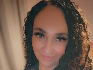 Streamate Live Sex Cam of MilfMillie