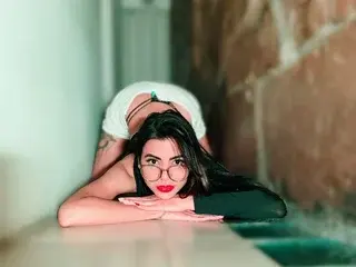 Streamate Private Sex Chat of IsisRoosexx