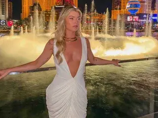Streamate Adult Video Chat of Peachy_Blonde
