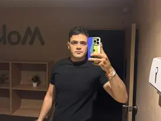 Streamate Best live sex cam show of AustinOS