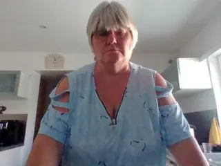 Streamate Watch Live Sex Cams of Lionnecaline