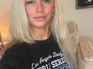 Streamate Watch Live Sex Cams of SophiaSinclaireX