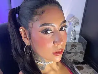 Streamate Sex Cam of CandyMarilyn