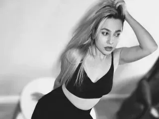 Streamate Sex Cam of AvaBlueX