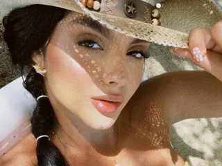 Streamate Private Sex Chat of SamiLewis