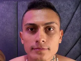 Streamate Watch Live Sex Cams of Drake_OS