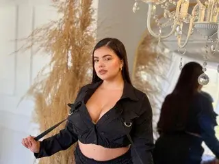 Streamate Live Porn of SaraWatsonns