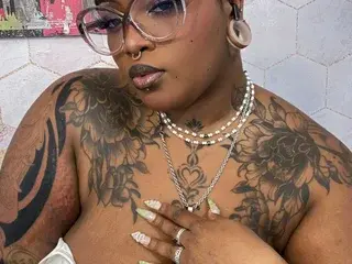 Streamate Private Sex Chat of LaylaCumninngss