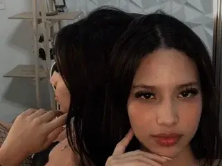 Streamate Sex Cam of PaulinaaLopez