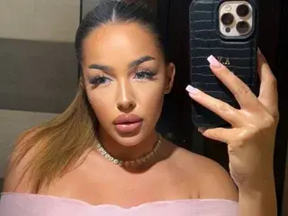 Streamate Free Porn Cam of LisaLorenz
