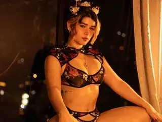 Streamate Adult Webcams of MaraMaison