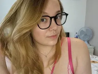Streamate Adult Video Chat of Emski_xox