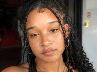Streamate Live Sex Cam of NaughtyMe19