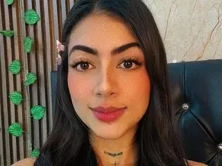 Streamate Nude Webcam of GabyyAmore