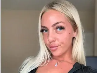 Streamate Best live sex cam show of IvySoVine