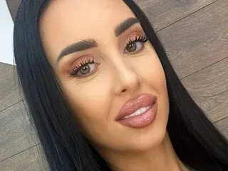 Streamate Live Sex Cam of KairaAndrews