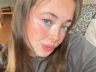 Streamate Live Sex Cam of avawhitexo