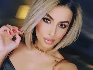 Streamate Free Porn Cam of AnayseMaze