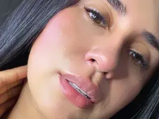 Streamate Sex Chat of Isabell_Heat