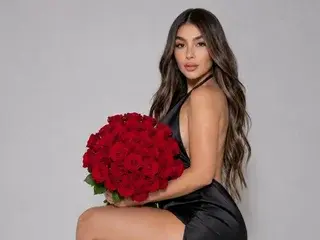 Streamate Best live sex cam show of HollyBrensone