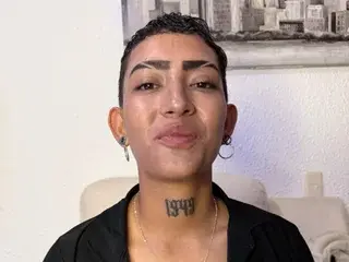 Streamate Free Live Porn of Eri_hott