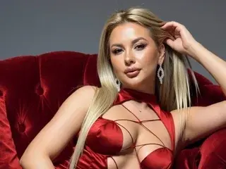 Streamate Sex Cam of BriannaSpicee