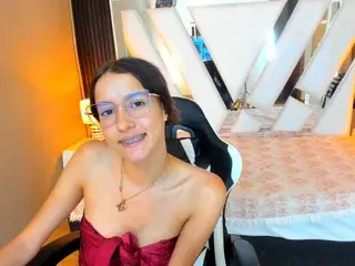 Streamate Private Sex Chat of Linda4Petite