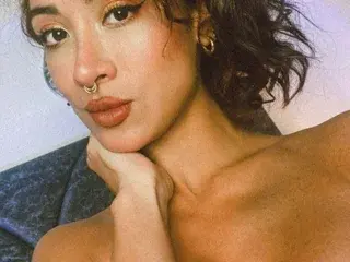 Streamate Live Porn of MillyBonnie