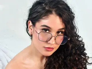 Streamate Best live sex cam show of AriaBloomm