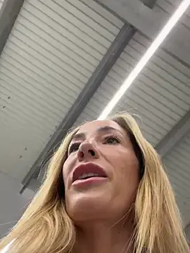 Stripchat Best live sex cam show of SweetAlegra_