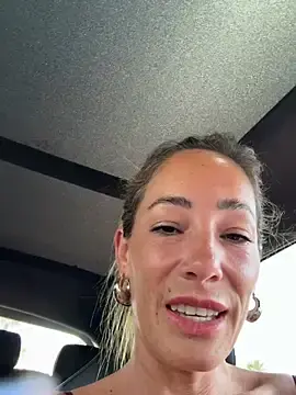 Stripchat Live Porn of SweetAlegra_