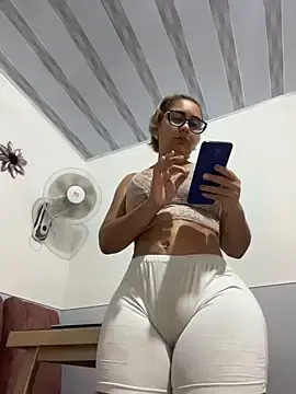 Stripchat Adult Webcams of maymercy