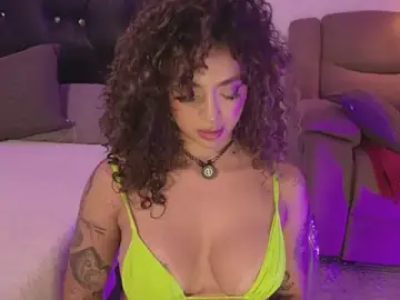 Stripchat Watch Live Sex Cams of curlyanenth