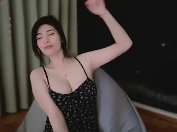 Stripchat Adult Webcam of Vaidurya-Yolo