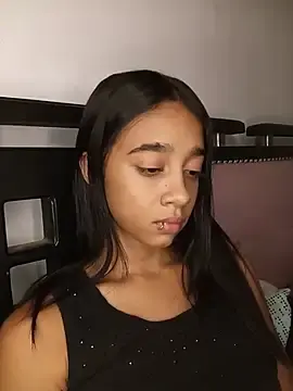 Stripchat Free Live Porn of Zoe_Sweett18