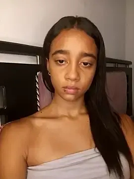 Stripchat Watch Live Sex Cams of Zoe_Sweett18