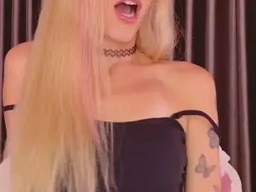 Stripchat Live Sex of betty_xoxoo