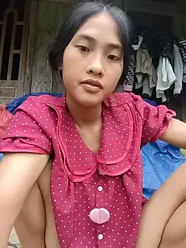 Stripchat Sex Cam of Hoa-tuylip
