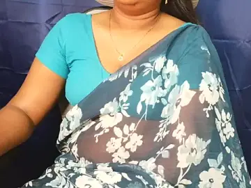 Stripchat Free Porn Cam of Pavani-Darling