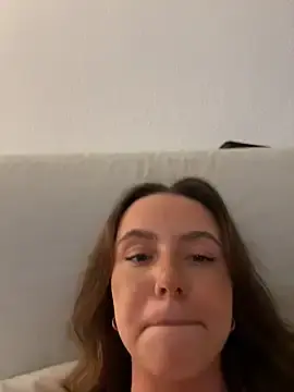 Stripchat Watch Live Sex Cams of Cherry-Bean