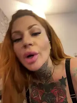 Stripchat Free Porn Cam of krysstal003