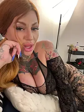 Stripchat Free Live Porn of krysstal003